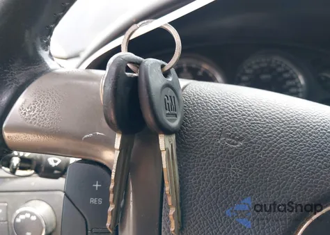 2012 Chevrolet Suburban 1500 Lt from USA, damaged, VIN 1GNSKJE7XCR117879